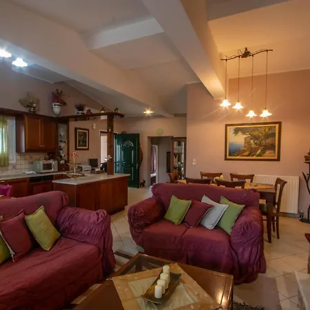 Appartement Aristotelis Mesongí